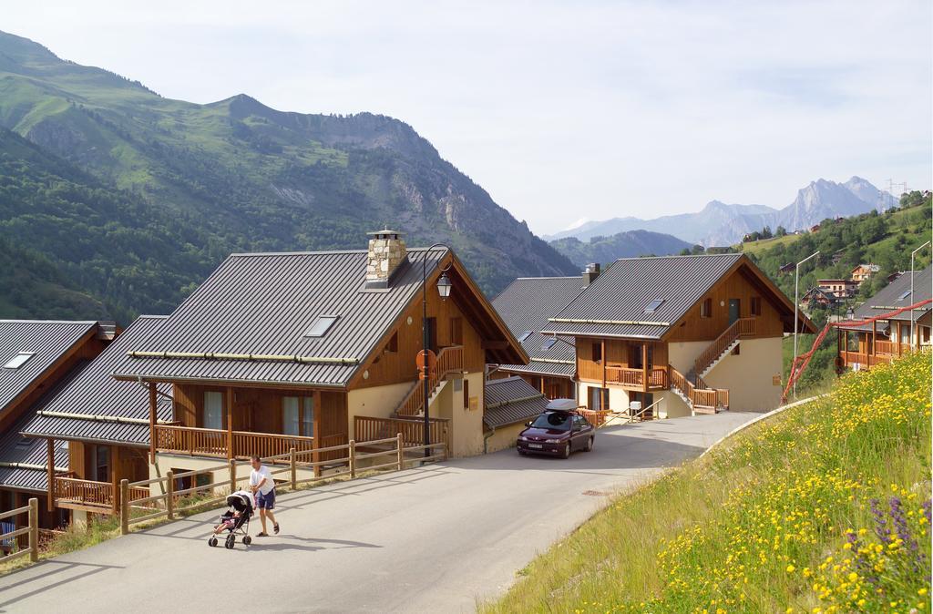 Residence Odalys Le Hameau Et Les Chalets De La Vallee D'Or Valloire Εξωτερικό φωτογραφία